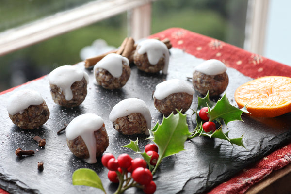 Christmas Pudding Energy Balls!