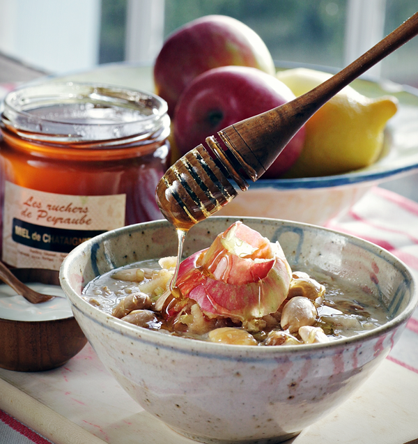 Autumn Spiced Apple and Raisin Porridge